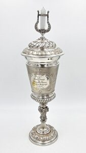 Pokal Historismus mit Gravurarbeit 1907
