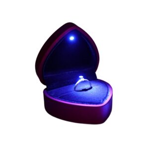 Ring Box in Herzform mit LED Beleuchtung