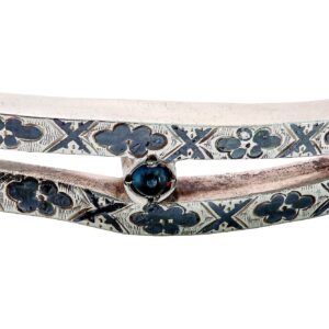 Armreif aus Niello Silber mit blauem Saphir