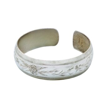 Floral ziselierter Armreif aus Silber - Handarbeit