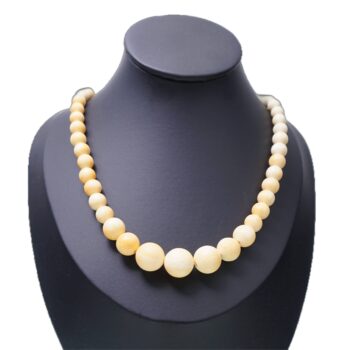 Antikes Elfenbein Collier aus Elfenbeinkugeln