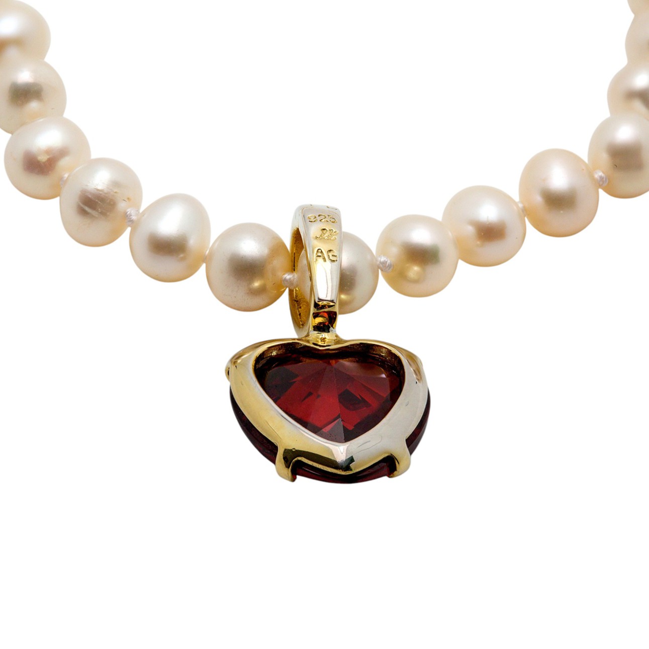 Romantische Perlenkette mit rotem Herzanhänger 925er Silber vergoldet