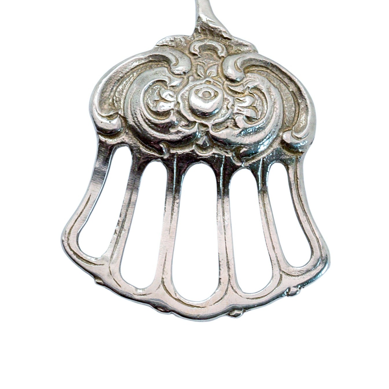 Floral verzierte Gebäckzange aus Silber