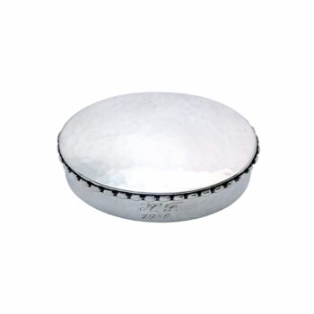 Ovale Pillendose mit Perlrand - 830er Silber mit Innenvergoldung